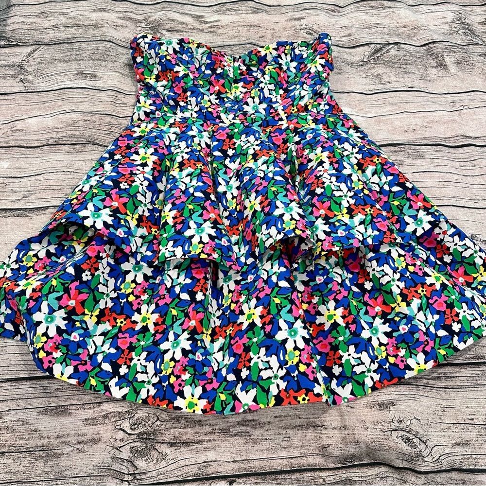 Kate Spade Cotton Tiered Floral Strapless Dress with Pockets! Size 8